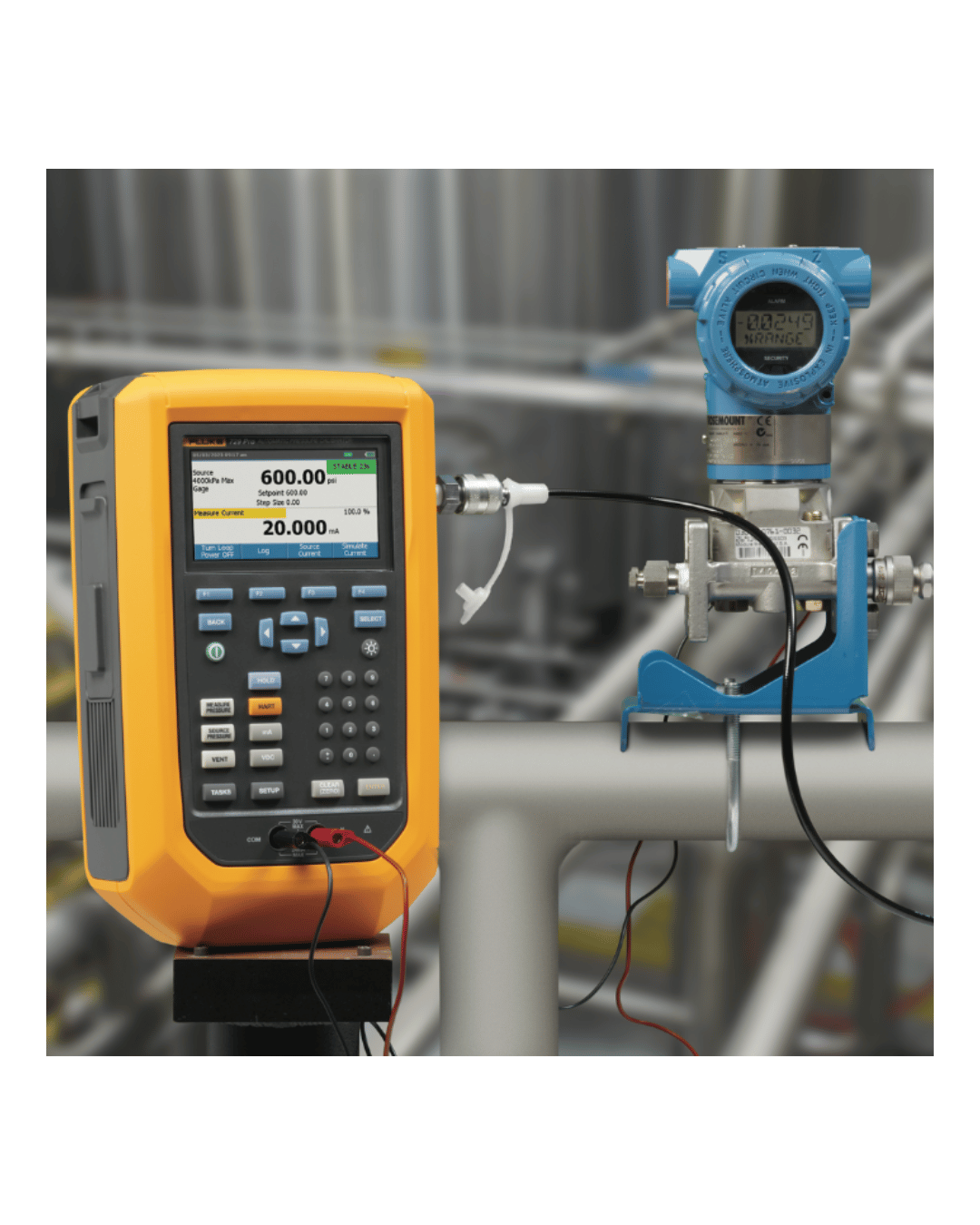 Fluke 729 Pro automatic pressure calibrator 4M in testing