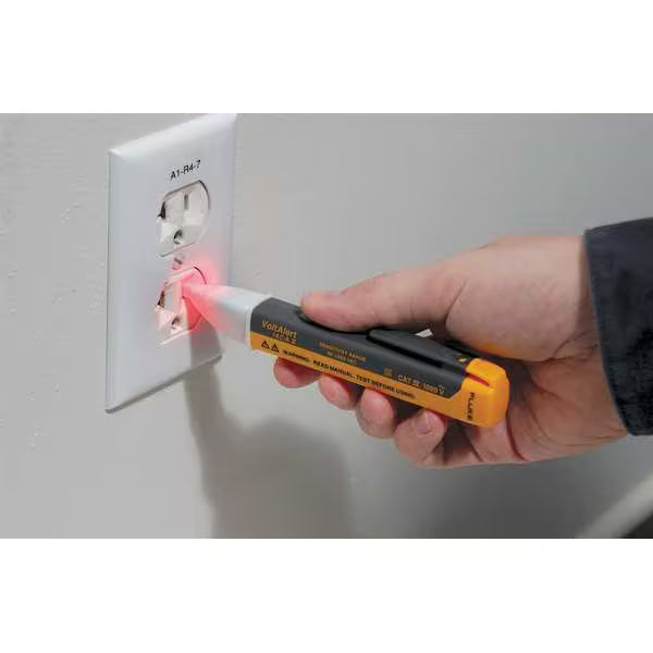 Fluke 1AC-A1-II-5PK voltage detector self testing
